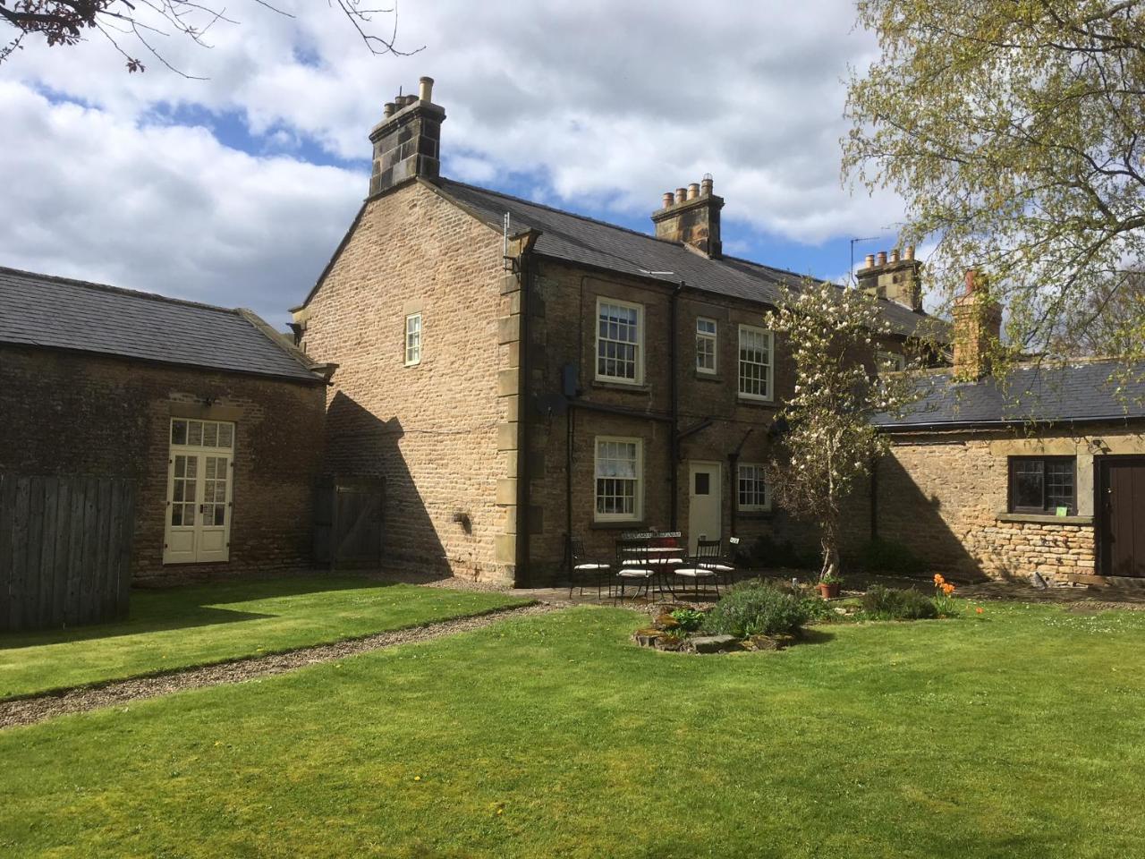 Downe Arms Country Inn Wykeham  Bagian luar foto