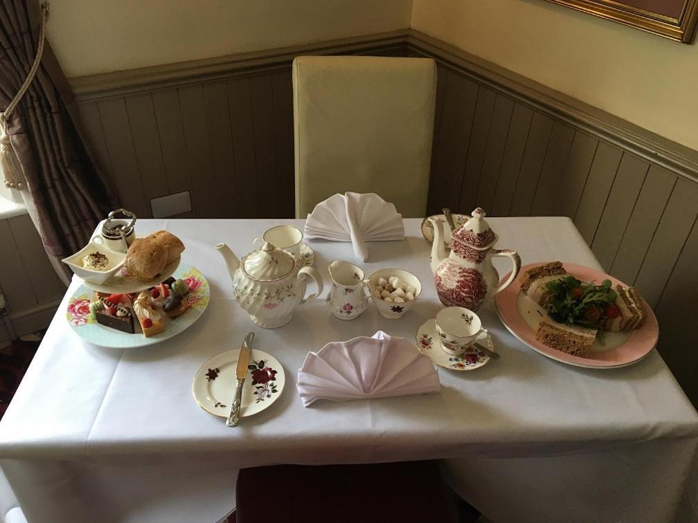 Downe Arms Country Inn Wykeham  Bagian luar foto